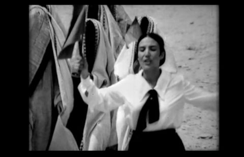 Film still, 'Without Fear' (1971) by Ali Khamraev (original title: Без страха, Bes strakha). Source: www.youtube.com/watch?v=2q0mkV42iJ0