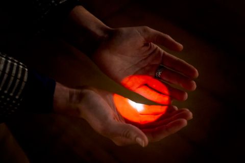 Ale de la Puente, mirando al vacío nublado (2025). Courtesy the artist