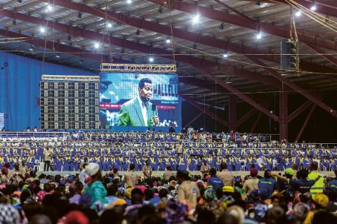 Andrew Esiebo, aus der Serie Eat, Pray, Live: Lagos’s Spiritual Megalopolis (2006–2017)