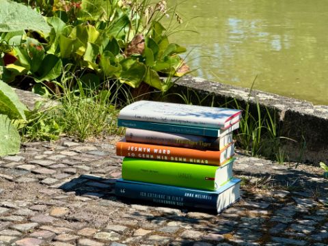 Internationaler Literaturpreis HKW: Shortlist 2024
