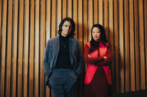 Deniz Utlu & Khuê Phạm, Foto: Hanna Wiedemann / HKW