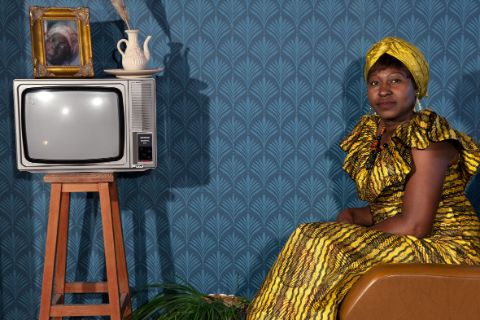 Halida Boughriet, Les absents du décor ‘La femme au paon bleu’ (2018)