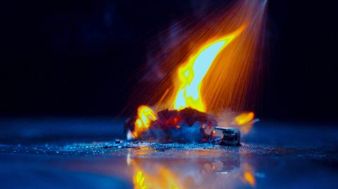 Mario Pfeifer, Cell 5—800° Celsius: Act 1—Testimony of a Lighter (2021), video still