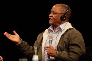 Symposium - Südafrika: Zumutungen und Versprechen der Demokratie. Njabulo S Ndebele.
Panel: Bildung und Demokratisierung