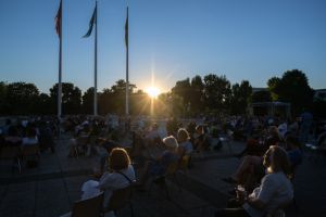 20 Sunsets: Open Air Festival . 20 Sunsets Open Air Festival : Dachterasse
31.07.2020