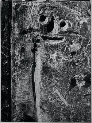 Brassa&iuml; (Gyula Hal&aacute;sz), aus Graffiti de la S&eacute;rie VIII: La Magie, 1955, Silbergelatineabzug, 141 &times; 106,3 cm | Centre Pompidou. bpk | CNAC-MNAM | Estate Brassa&iuml;
